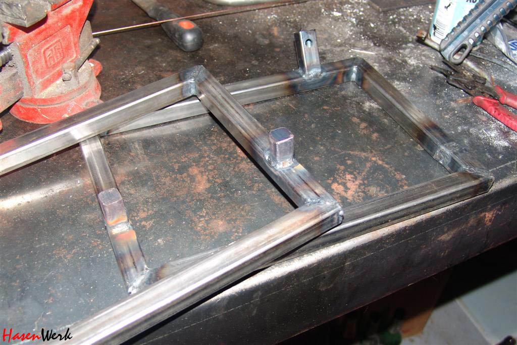 Bench assembly of racks